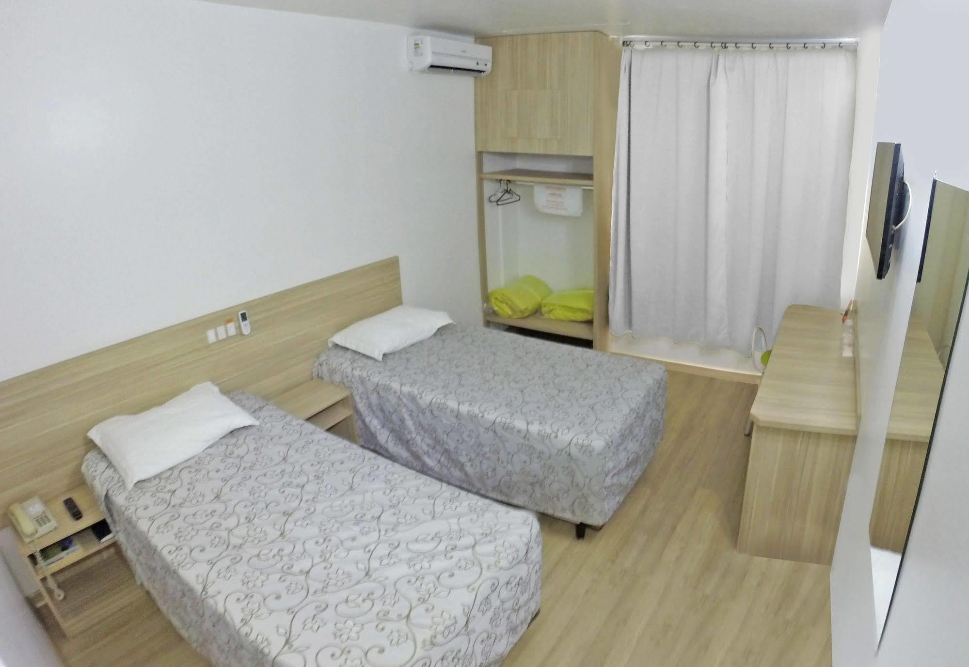 Hotel Vivendas Centro Erechim Esterno foto